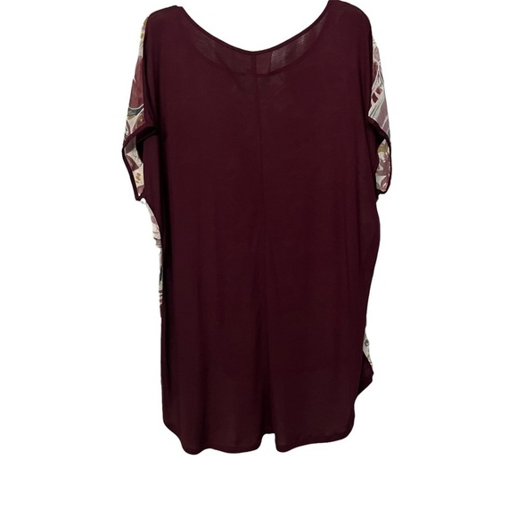 VINCE CAMUTO (EUC) ** LIKE NEW** FLORAL HI-LOW TOP SIZE MEDIUM - Picture 4 of 6